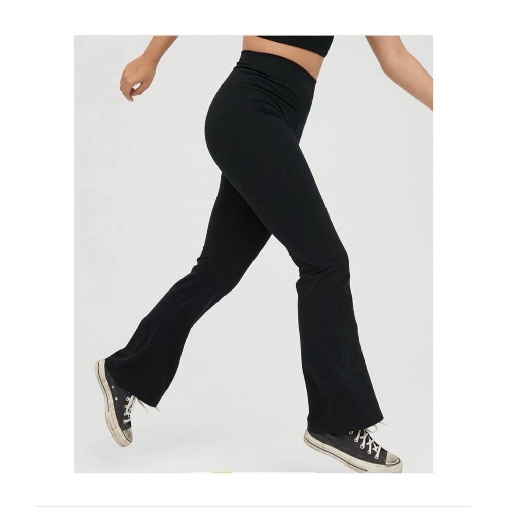 🌸 Aerie Offline Black Fold Over Super Flare Leggings Size Small New